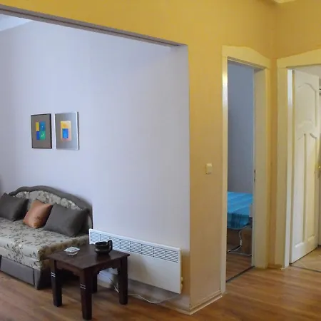 Julia Garden * Burgaz